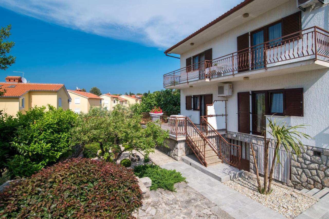 Apartments Marija & Anton Malinska Exterior foto