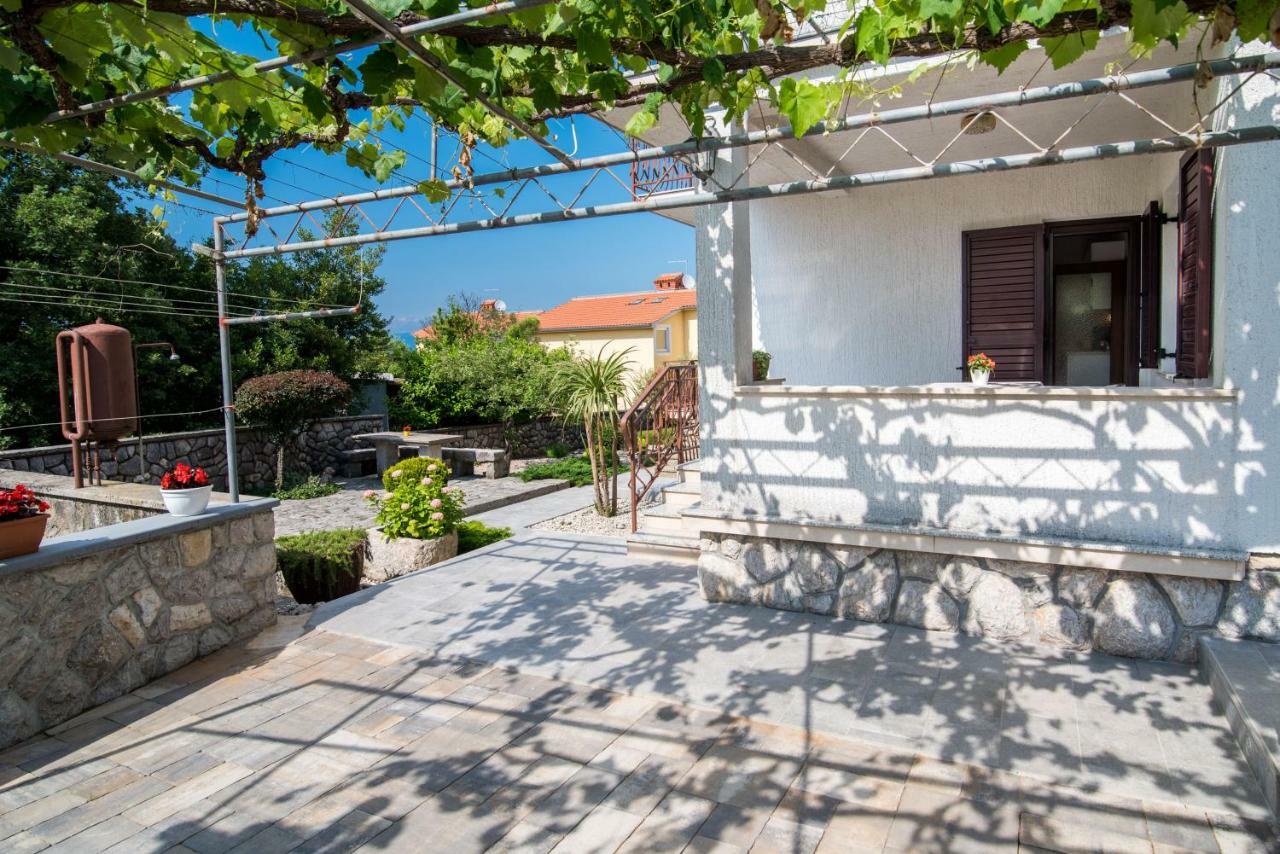 Apartments Marija & Anton Malinska Exterior foto